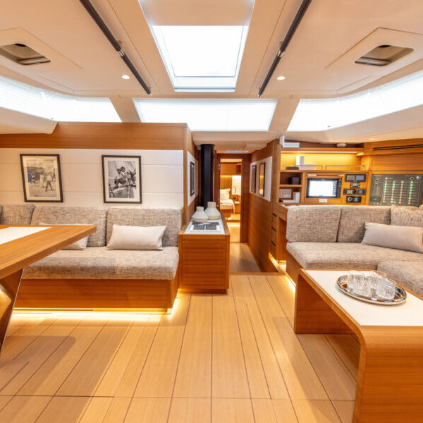 Grand Soleil 72 Long Cruise Salon