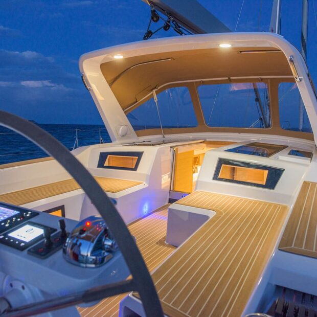 Grand Soleil 52 Long Cruise Helm