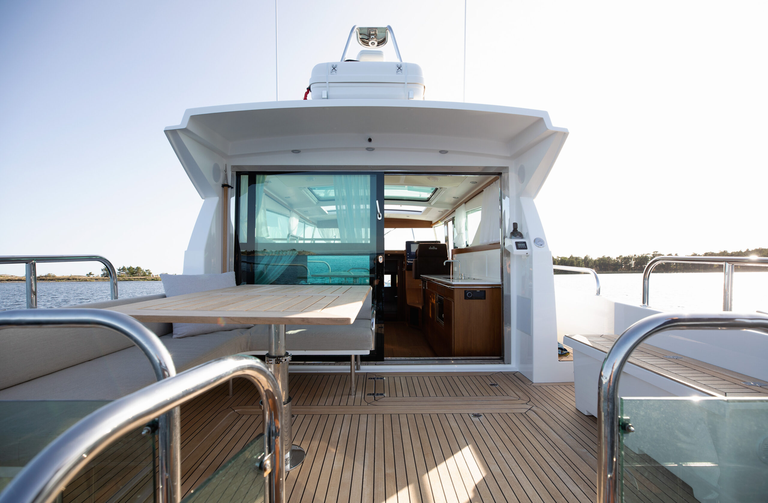 Delta 400 sw Aft Deck