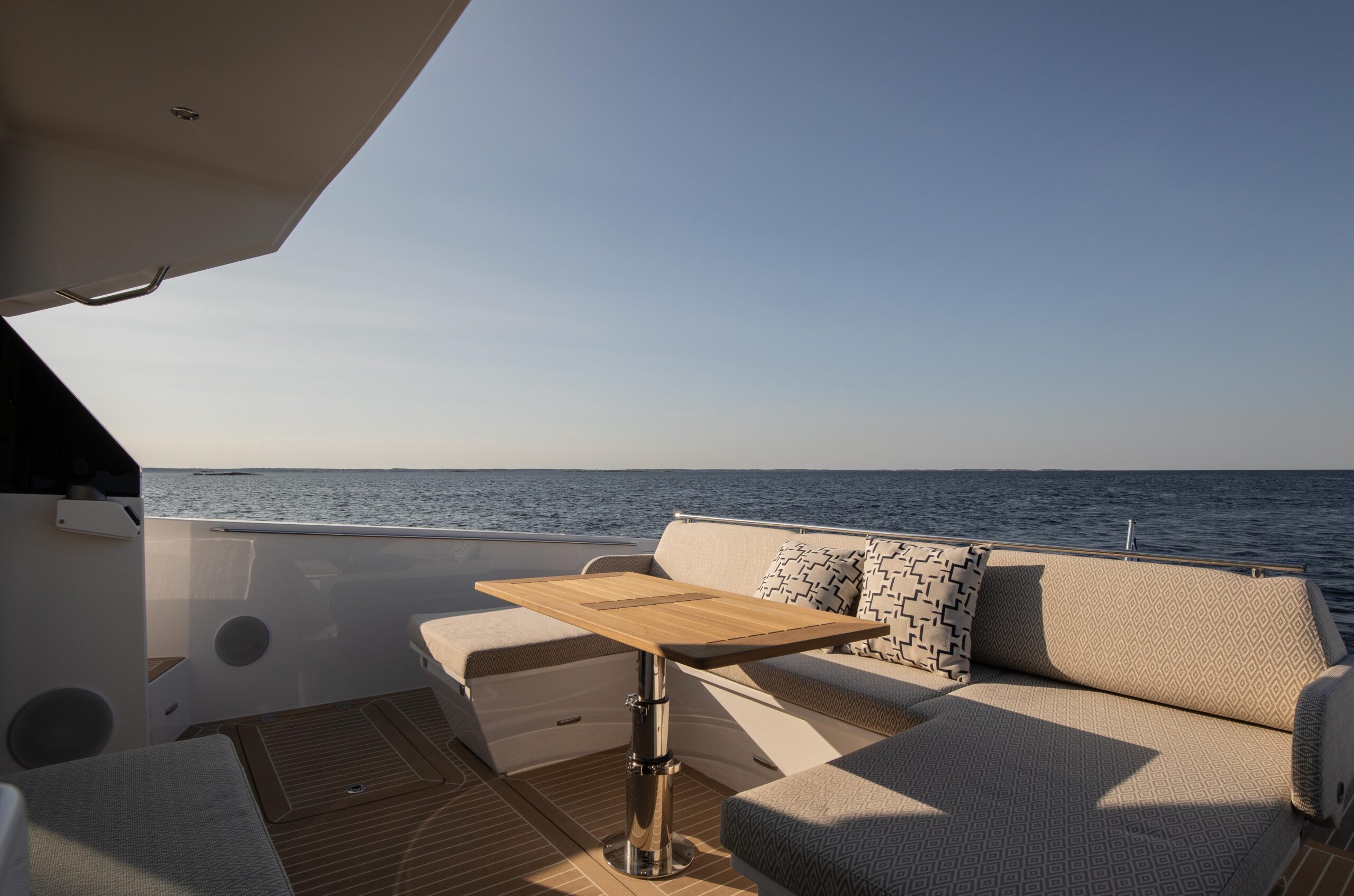 Delta 48 Coupe Aft Deck