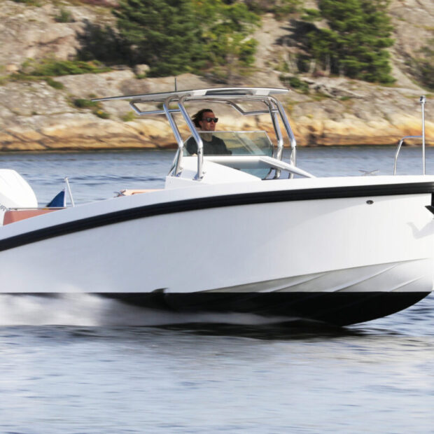 Delta T26 Tender Starboard Fwd Quarter