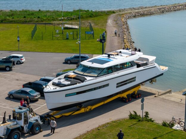 Delta 72 first launch Delta 72 first launch