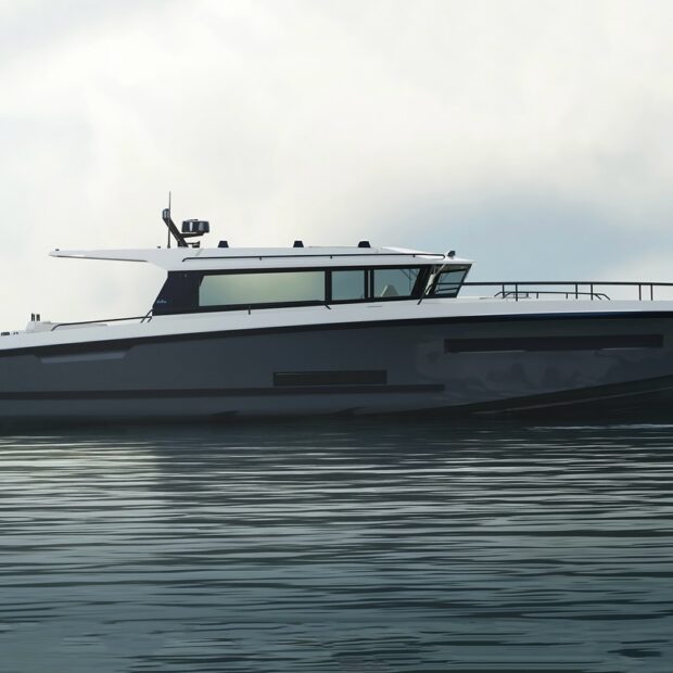 Delta 48 Adventure starboard beam